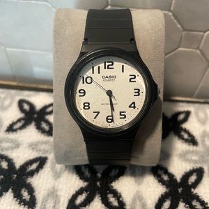 Casio Quartz watch